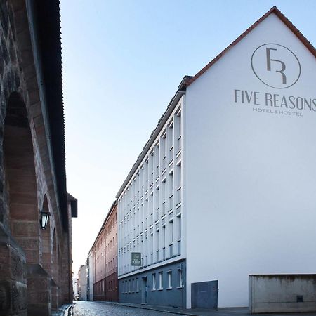 Five Reasons Hostel & Hotel Нюрнберг Экстерьер фото